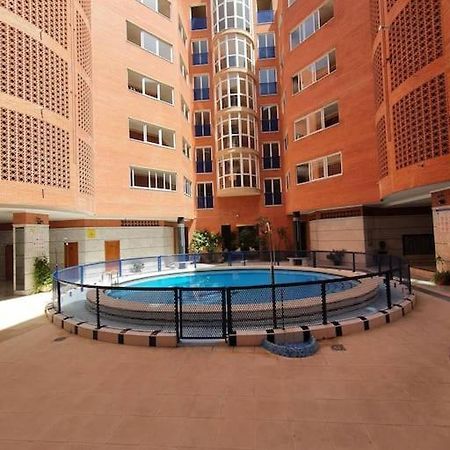 Spanish Style Apartment Near The Beach Торевьиа Экстерьер фото